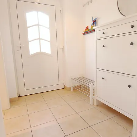 Neue Reihe 19a Haus Bodden & Feriehus *