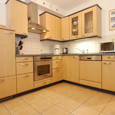 Neue Reihe 19a Haus Bodden & Feriehus *